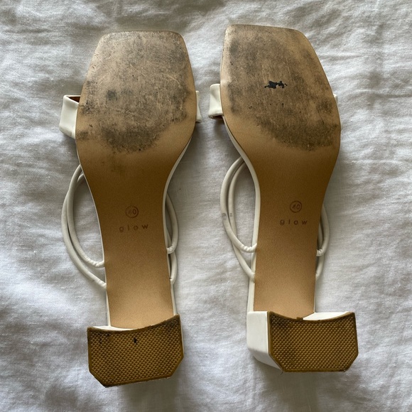 Beautiful square toe kitten heels - white - Picture 11 of 11